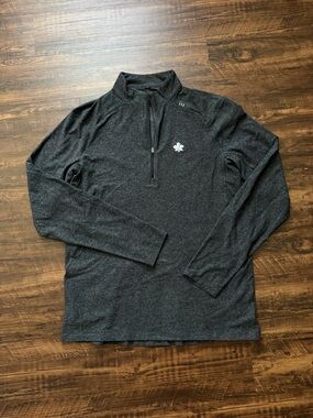 lululemon athletica Metal Vent Half Zip 1/4 Long Sleeve with Leaf Insignia
